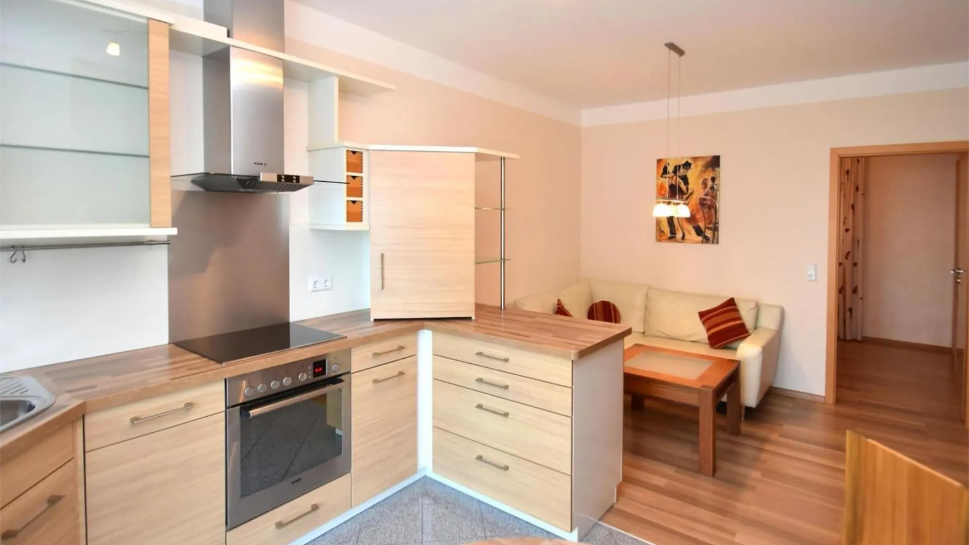 Lovely Flat In Deggendorf With Luxurious Furnishings With Southern Flair